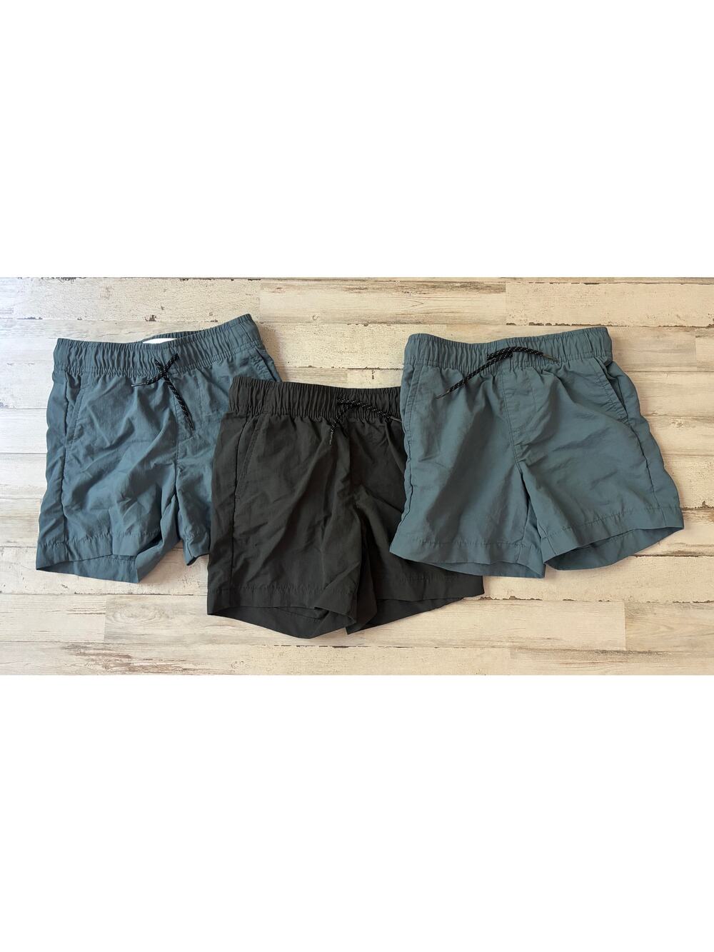 Lot of Old NAvy Quick Dry Shorts sz 5 EUC